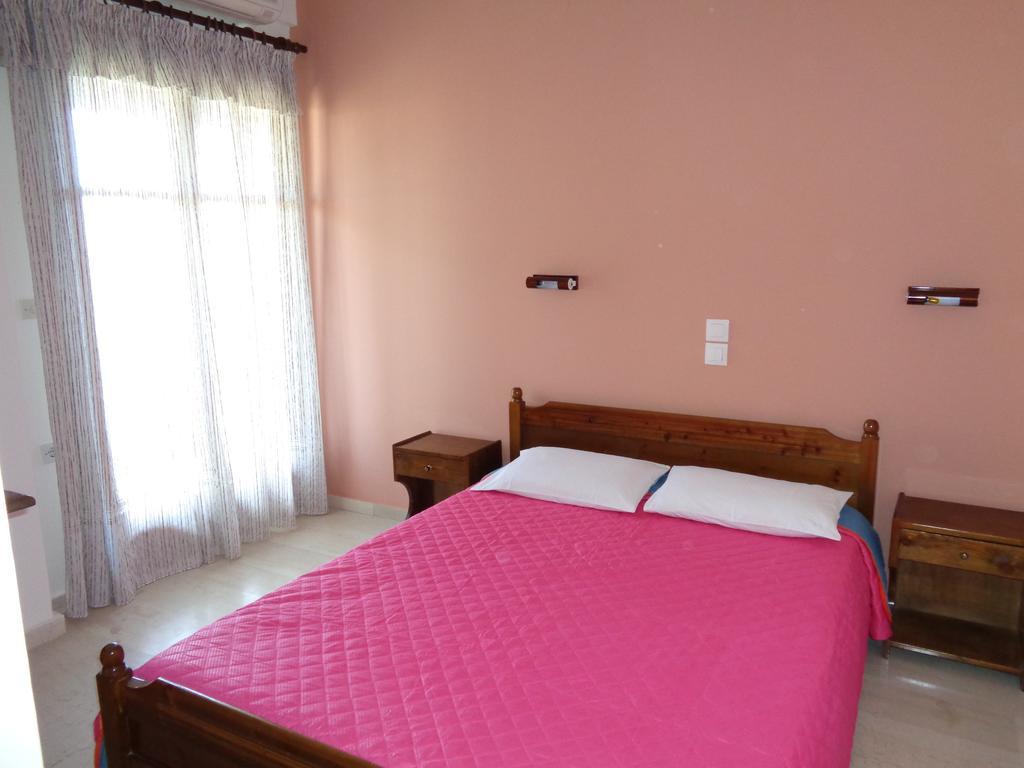 Skyline Apartman Velonádesz Szoba fotó