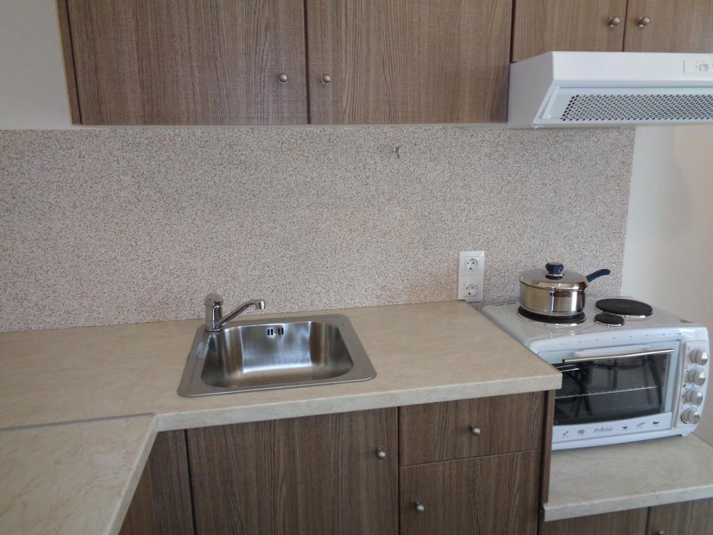 Skyline Apartman Velonádesz Szoba fotó